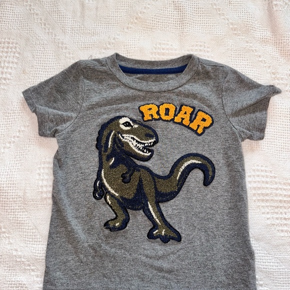 ⭐️3/$15 Epic Threads | EUC Roar-some TRex t-shirt with embroidered design - Picture 2 of 4